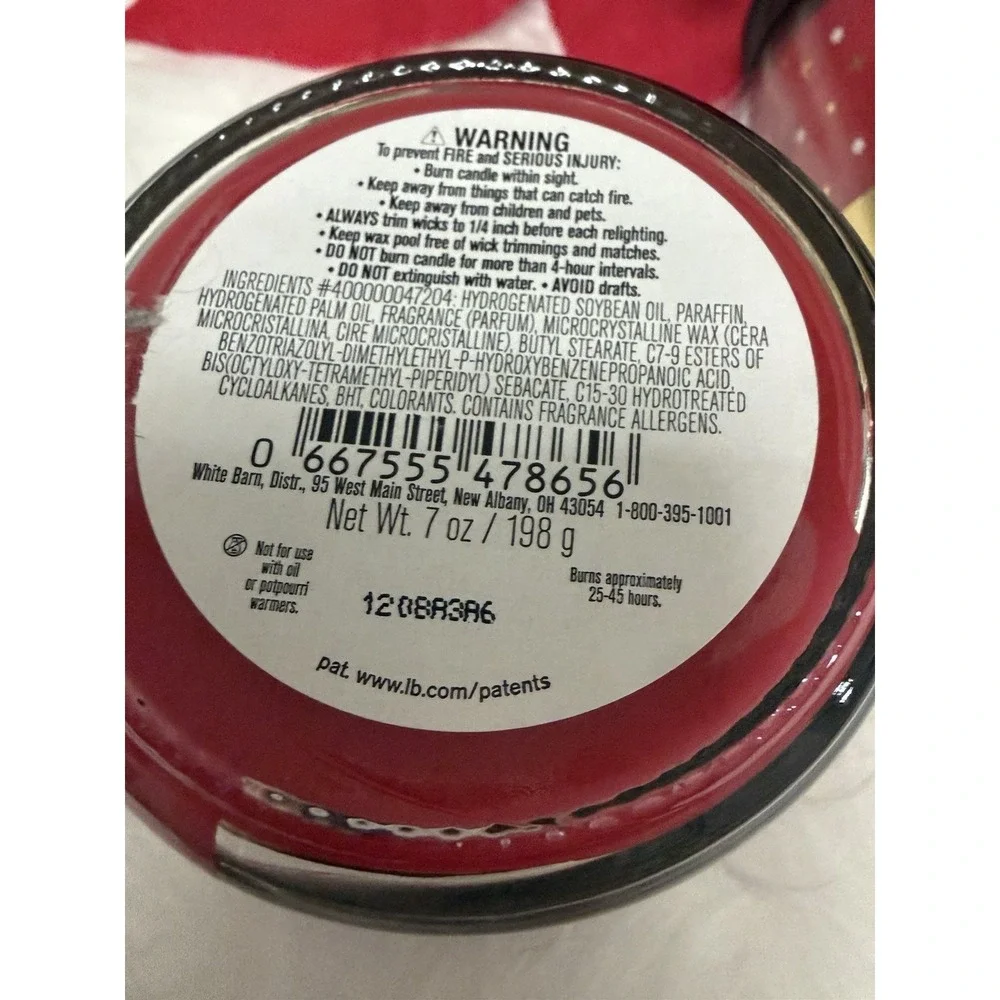 Bath & Body Works White Barn Tis The Season 7oz Scented Candle Set of 2 Holiday